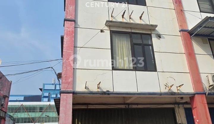 Ruko Strategis Posisi Hook Di Villa Taman Bandara Kosambi Dadap