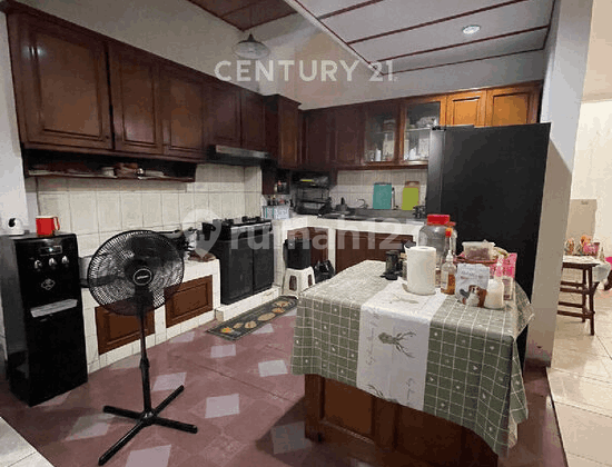 Rumah Layak Huni 21/2 Lantai Di Pasar Baru Jakarta Pusat  2