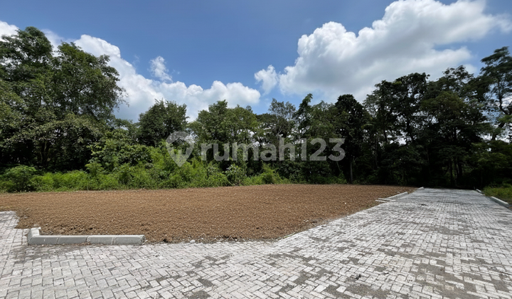 Tanah Strategis Kalasan Sleman SHMP Timur Jl LPMP Tanah Strategis Kalasan Sleman SHMP Timur Jl LPMP