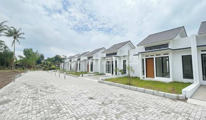 Kalasan Sleman Land Near Maguwoharjo Stadium