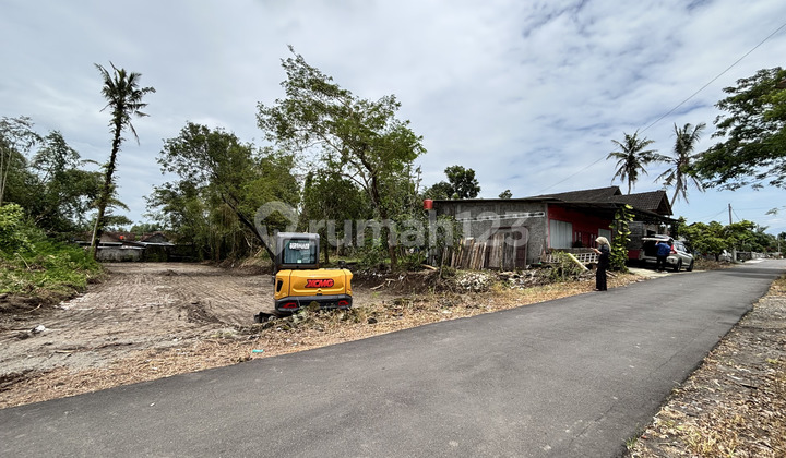 Tanah Kalasan SHM Barat Spbu Selomartani