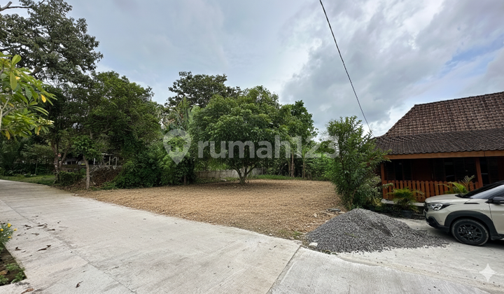 Tanah Ngaglik Shmp Siap AJB - Selatan Kampus Uii Pusat Tanah Ngaglik Shmp Siap AJB - Selatan Kampus Uii Pusat