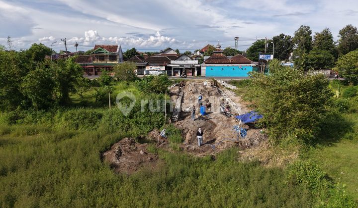 Tanah SHM Tepi Jalan Monumen Perjuangan Banguntapan Bantul