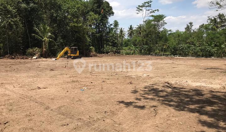 Land for Sale Ready for Deed of Sale and Purchase Near Jangkang Market, Ngemplak Sleman