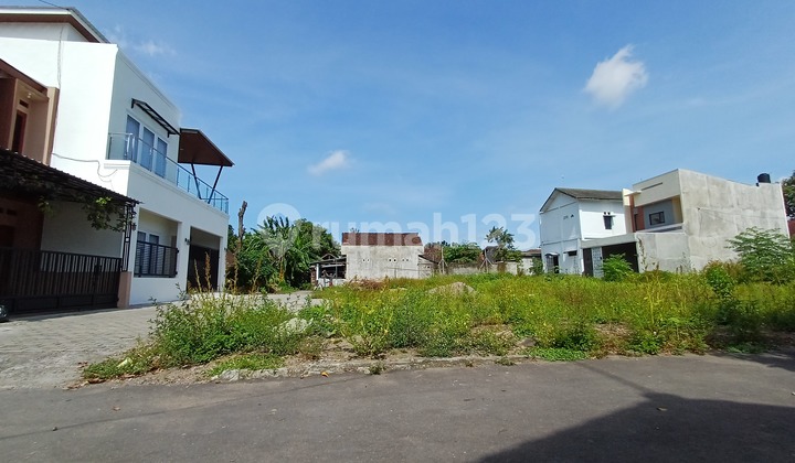 Golden Land Prambanan Near Jogonalan Toll Exit