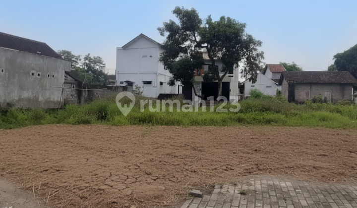 Tanah Kavling Strategis di Pusat Wisata Candi Prambanan Tanah Kavling Strategis di Pusat Wisata Candi Prambanan
