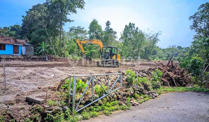 Land for Sale in Jogja, Serene Environment Near Pakem Market, Sleman.