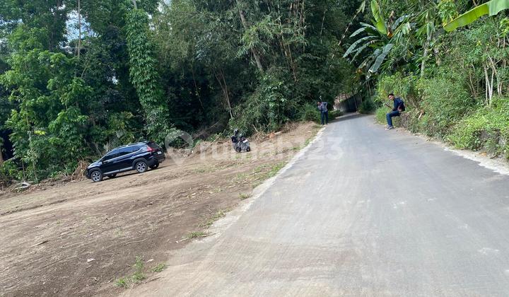 Land on Jl. Magelang Area, Sleman City, 600 Meters to Sleman Market. Land on Jl. Magelang Area, Sleman City, 600 Meters to Sleman Market.