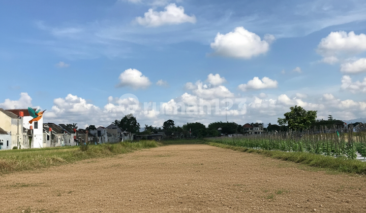 Strategic SHM Land in Jogja near UMY, UNU, UNISA, UNJAYA Campus Strategic SHM Land in Jogja near UMY, UNU, UNISA, UNJAYA Campus