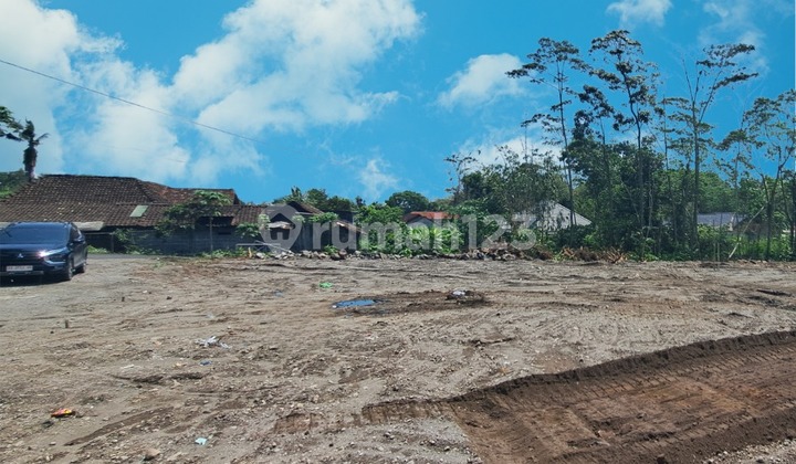 Strategic Land in Pakem, Ideal for Residency Only 10 Minutes to UII Campus Strategic Land in Pakem, Ideal for Residency Only 10 Minutes to UII Campus