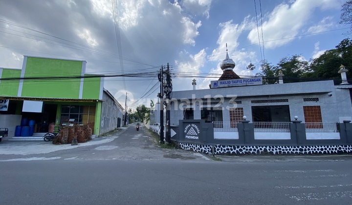 Land Ready for Sale and Purchase Deed North Cokro Hinggil Resort Land Ready for Sale and Purchase Deed North Cokro Hinggil Resort