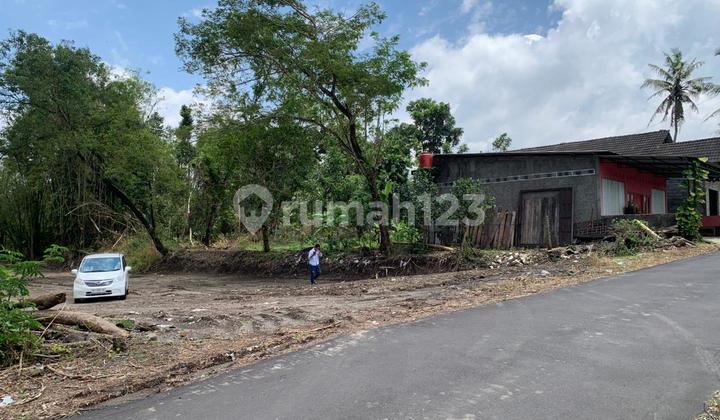 Kalasan Land 200 square meters, East of Selomartani Village Office Kalasan Land 200 square meters, East of Selomartani Village Office