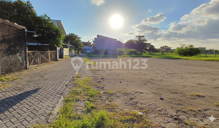 Jual Cepat Tanah 800 Meter Dari Jl. Laksda Adisucipto, SHM