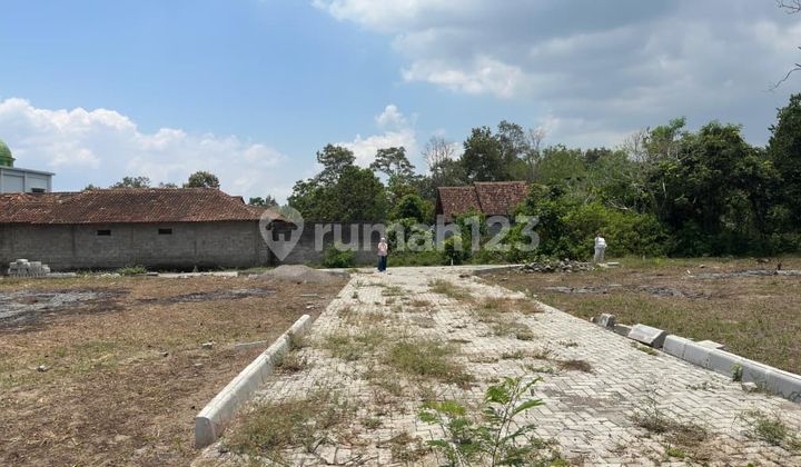 Kavling Usaha Strategis di Jalur Utama Jogja-Solo Kavling Usaha Strategis di Jalur Utama Jogja-Solo