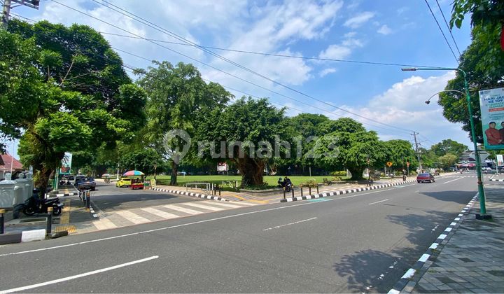 Strategic SHM Land, 5 Minutes to Sleman Government Center. Strategic SHM Land, 5 Minutes to Sleman Government Center.