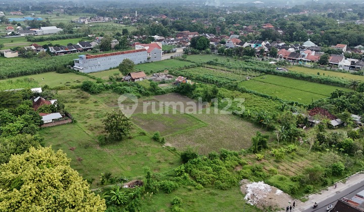Tanah SHM Potorono Selatan Pasar Ngipik