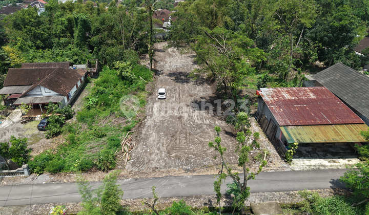 Tanah SHM Strategis Timur Jalan Raya Purwomartani