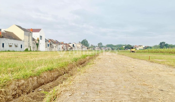 Sleman Land Plot with SHM Certificate, 5 Minutes to Al Azhar School World School Sleman Land Plot with SHM Certificate, 5 Minutes to Al Azhar School World School