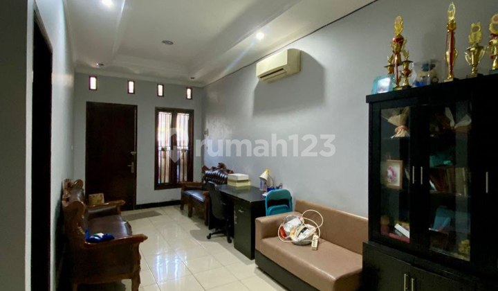 Dijual Rumah Siap Huni 2 Lt - Taman Malaka Utara, Duren Sawit 2