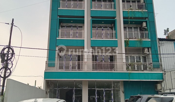 FOR SALE 4-STORY LINKED SHOPHOUSE 2 UNITS IN PONDOK BAMBU DUREN SAWIT JAKARTA 1