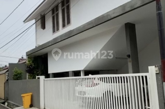Rumah Lux Desain Arsitektur Danny Wicaksono, Kayu Putih, Pulomas, Jakarta Timur 1