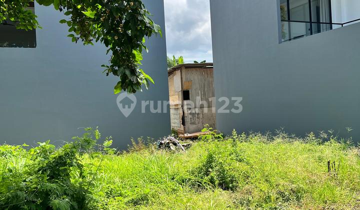 A plot of vacant land for sale located in the promising Central Berawa area.