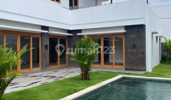 Dijual: Brand New Luxury Villa 4 Bed Ocean View, One Gate Sistem Dijual: Brand New Luxury Villa 4 Bed Ocean View, One Gate Sistem