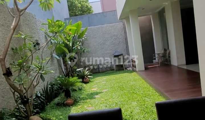 Dijual Rumah Mewah Rapi The Crown Gading Serpong 2