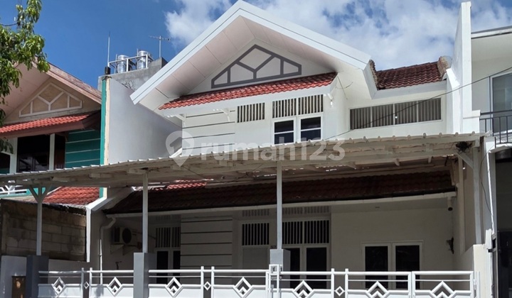 Di Jual Rumah Tua Rapi Sektor 1 E  1