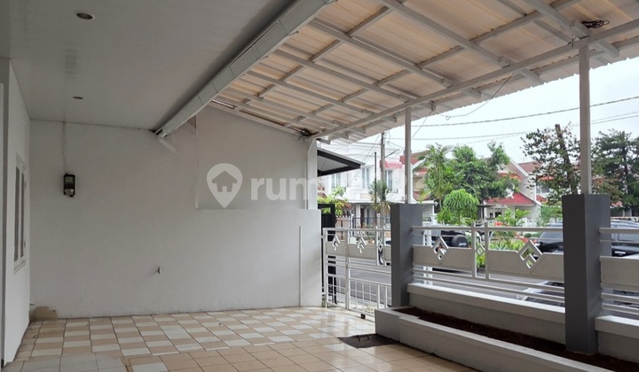 Di Jual Rumah Tua Rapi Sektor 1 E  2