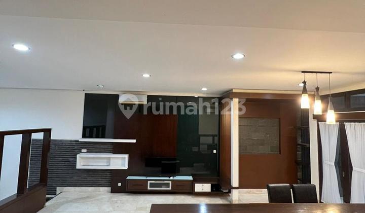 Disewakan Rumah Full Furnished Gading Serpong 2