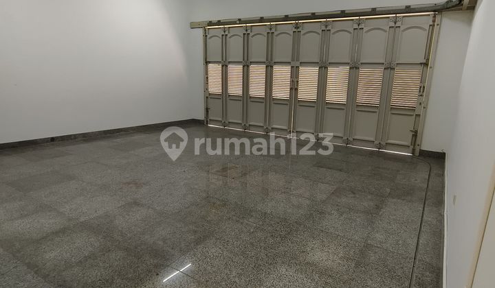 For Rent Luxury House Golf Lippo Karawaci 2