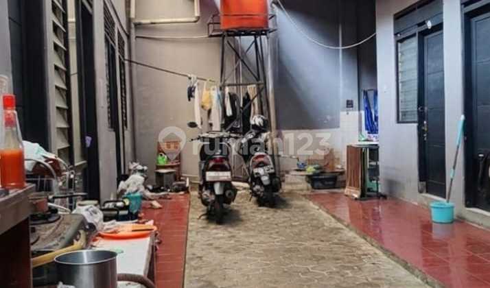 Rumah Kost/Kantor / Rt S G 2 Lt 2 Menit Jalan Kaki U P N & Atma Jayababarsari Sleman