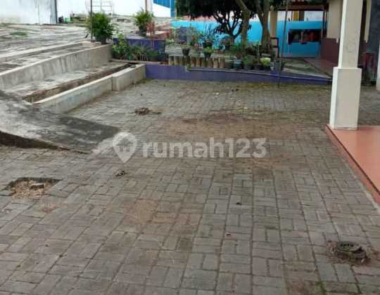 Bebas Banjir, Rumah, 1 Lantai, SHM, Dekat Sekolah Internasional, Siap Huni, 2
