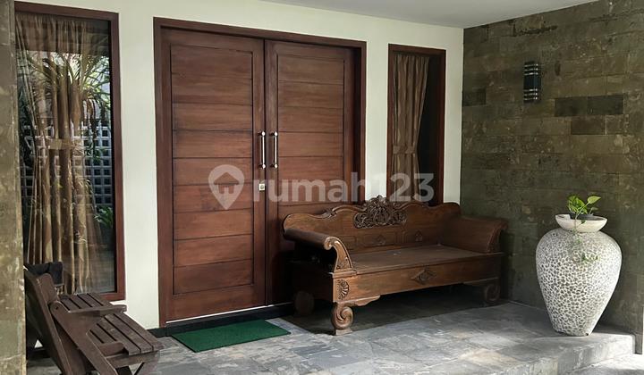 Rumah S G Full Furnished Strategis Dekat Jl Damai 2