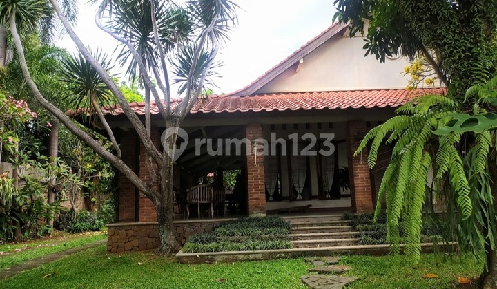 Rumah Banyumanik Asri Nyaman Halaman Luas Dekat Fasilitas Fasiltas Utama Dan Pintu Tol 2