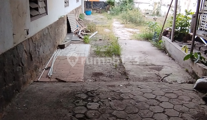 Tanah dengan Bangunan Lama 2