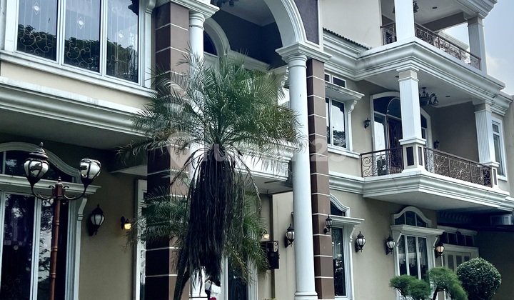 Rumah Sultan Kamar Besar Parkir 16 Mobil Serenade Lake View Danau Rumah Sultan Kamar Besar Parkir 16 Mobil Serenade Lake View Danau