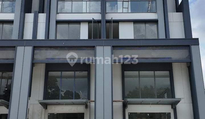 Ruko Studio Loft 3 Floors Boulevard 2 Facade