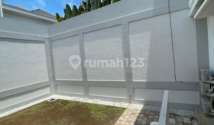 Sultan's 3-Story Renovated House Amethyst Pondok Hijau Golf Ready to Occupy 2