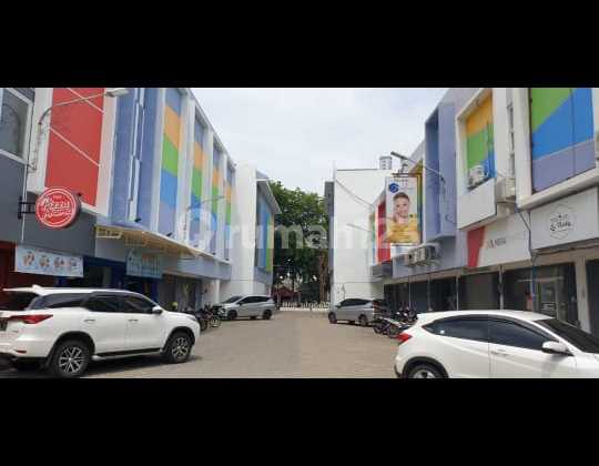 For Sale: 3-Story Shop House in Tuban City, Strategic Location 2