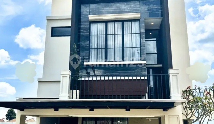 Wisata Bukit Mas No 88 , Rumah Modern Dekat Pakuwon Mall Surabaya