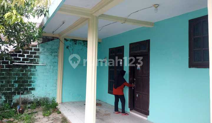 House Near the City Center of Tuban, Karang Tuban Hill