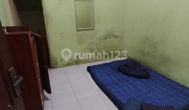 Cheap Active Boarding House Manyar Gresik
