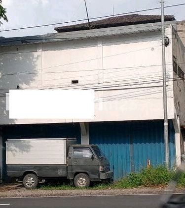 2.5-Story Shop House in Gempol, Pasuruan 2