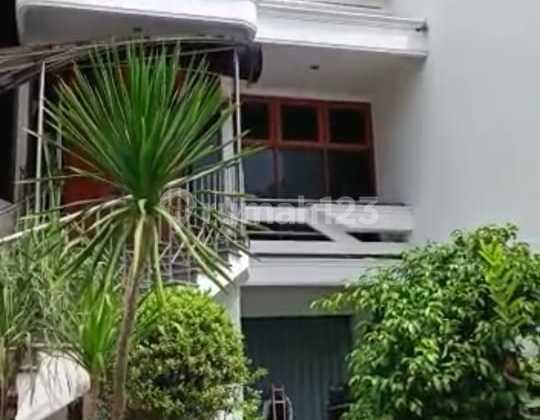 Jual Rumah Dharmahusada Surabaya 2