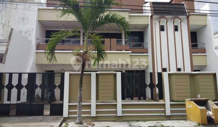 Jual Rumah Dharmahusada Surabaya