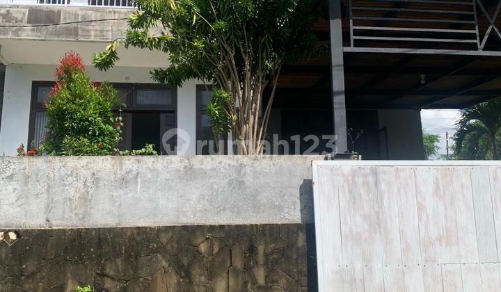 Beautiful and Comfortable House in Kutuh House at Jl. Gunung Payung No. 1, Kutuh, South Kuta, Badung, Bali, Indonesia, 80361, Kutuh Beautiful and Comfortable House in Kutuh House at Jl. Gunung Payung No. 1, Kutuh, South Kuta, Badung, Bali, Indonesia, 80361, Kutuh