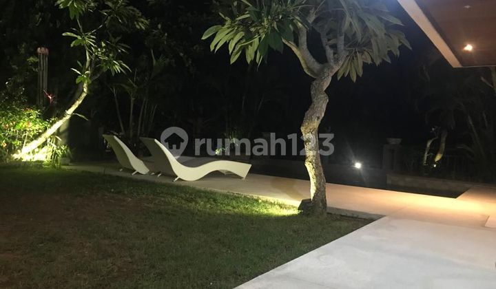 Villa Nyaman Di Kawasan Pecatu Graha Vila di Pecatu 295.0 m² SHM Villa Nyaman Di Kawasan Pecatu Graha Vila di Pecatu 295.0 m² SHM