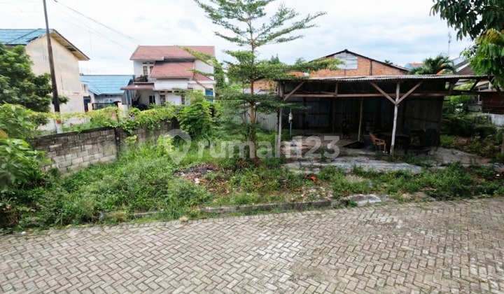 To UIR Campus 10 minutes, Land for Sale: Inside the Housing Complex.